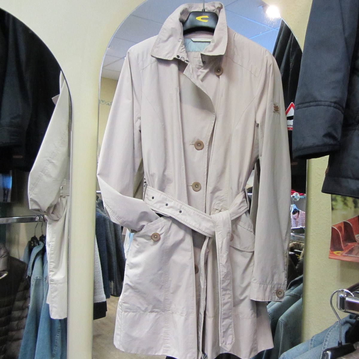 Der Trenchcoat – eine modische Legende