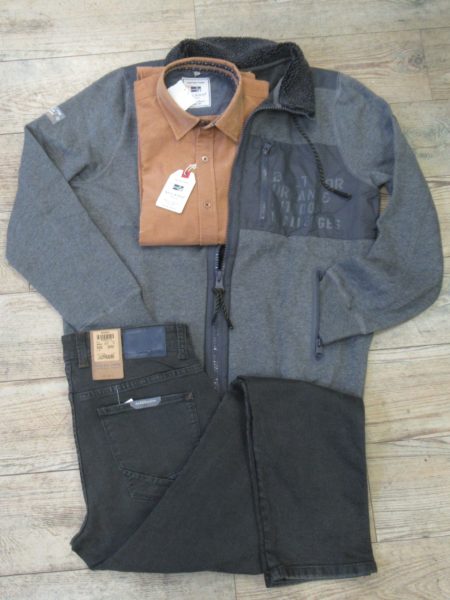 Jacke und Jeans von camel active, Kordhemd von Milano