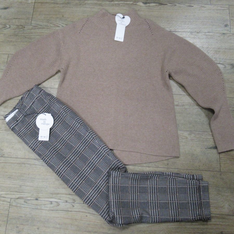 Pullover und Hose von oui