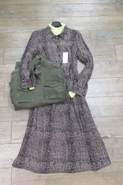 Jacke, Rolli und Kleid von SET